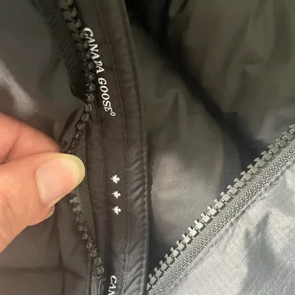 SOLD - Black Canada Goose Lodge Hoody - Picture 7 of 13